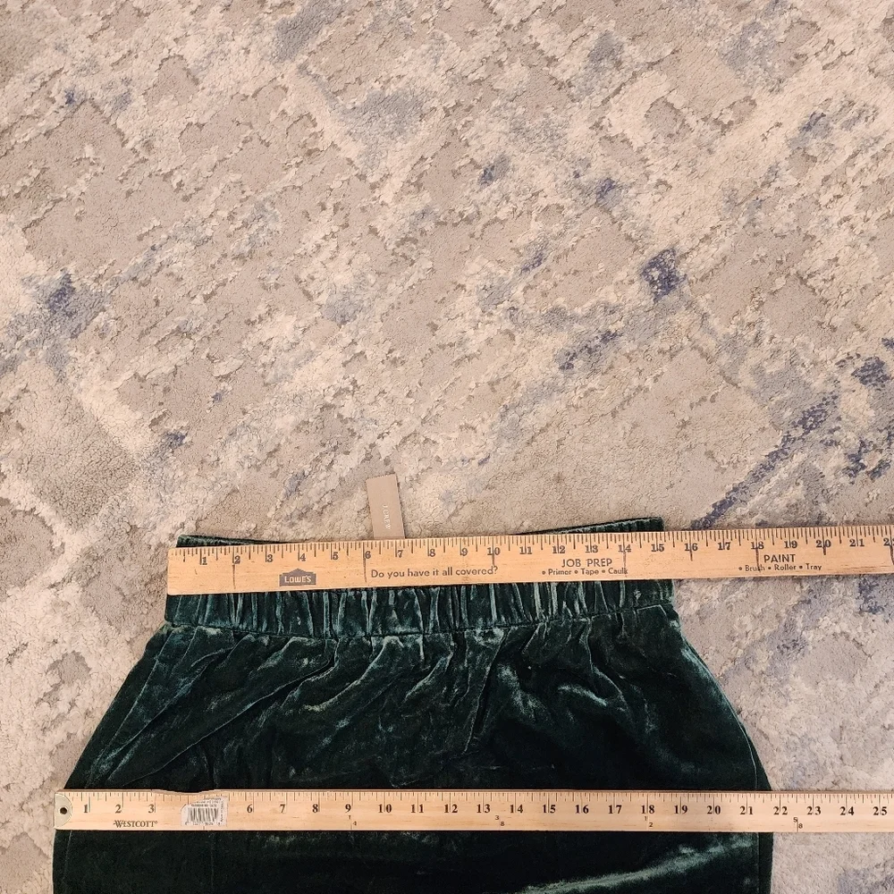 NWT J. Crew‎ Crushed Velvet Green pullon midi skirt pockets size medium